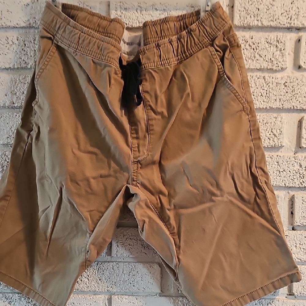 Men's Casual Tan Cargo Shorts